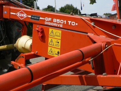 SetWidth400 3352